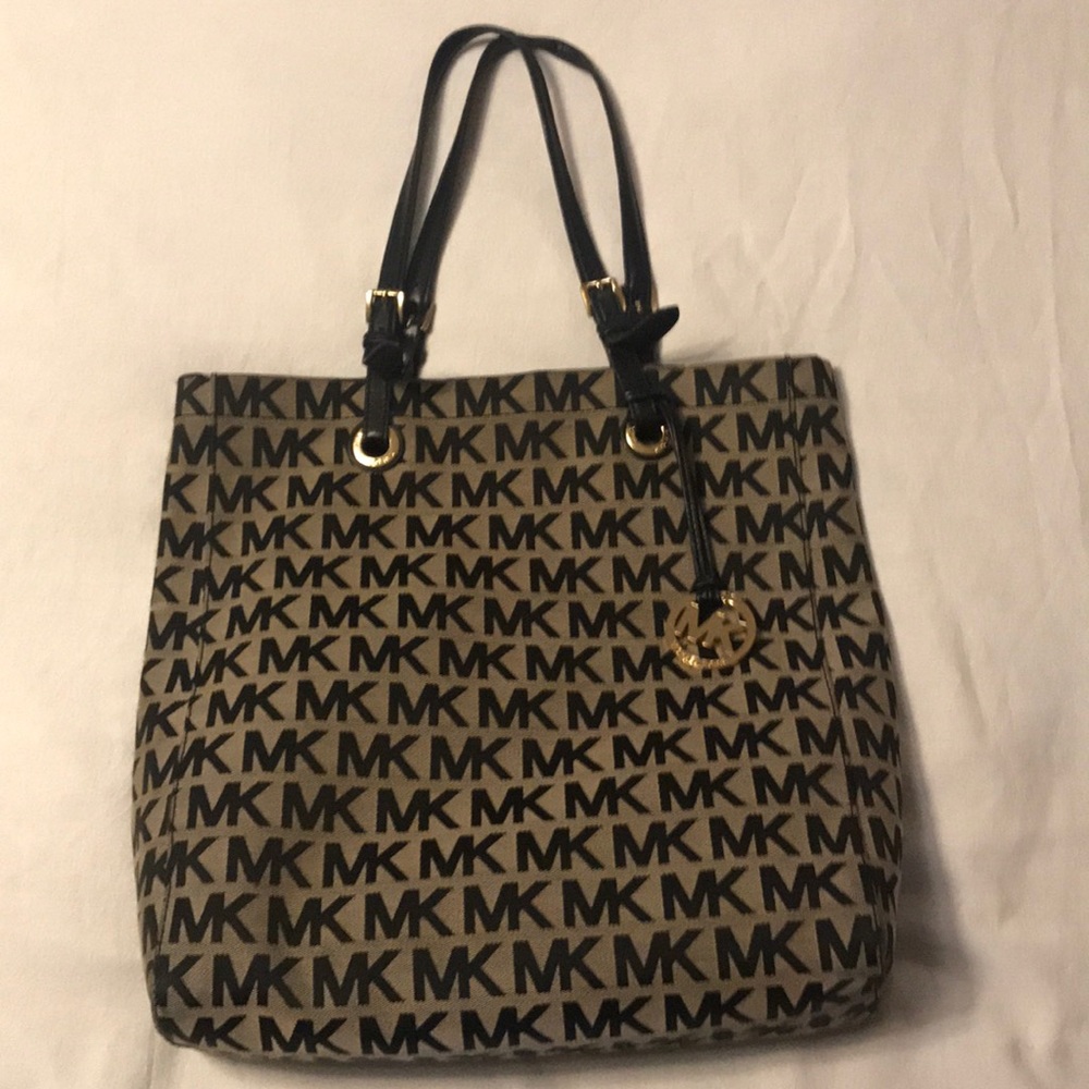 Michael Kors MK logo bag